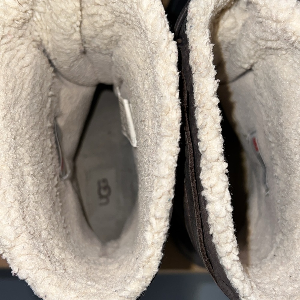 UGG unisex-child Bellemore Weather Winter Boot Snow Boot size 5 - Picture 14 of 16